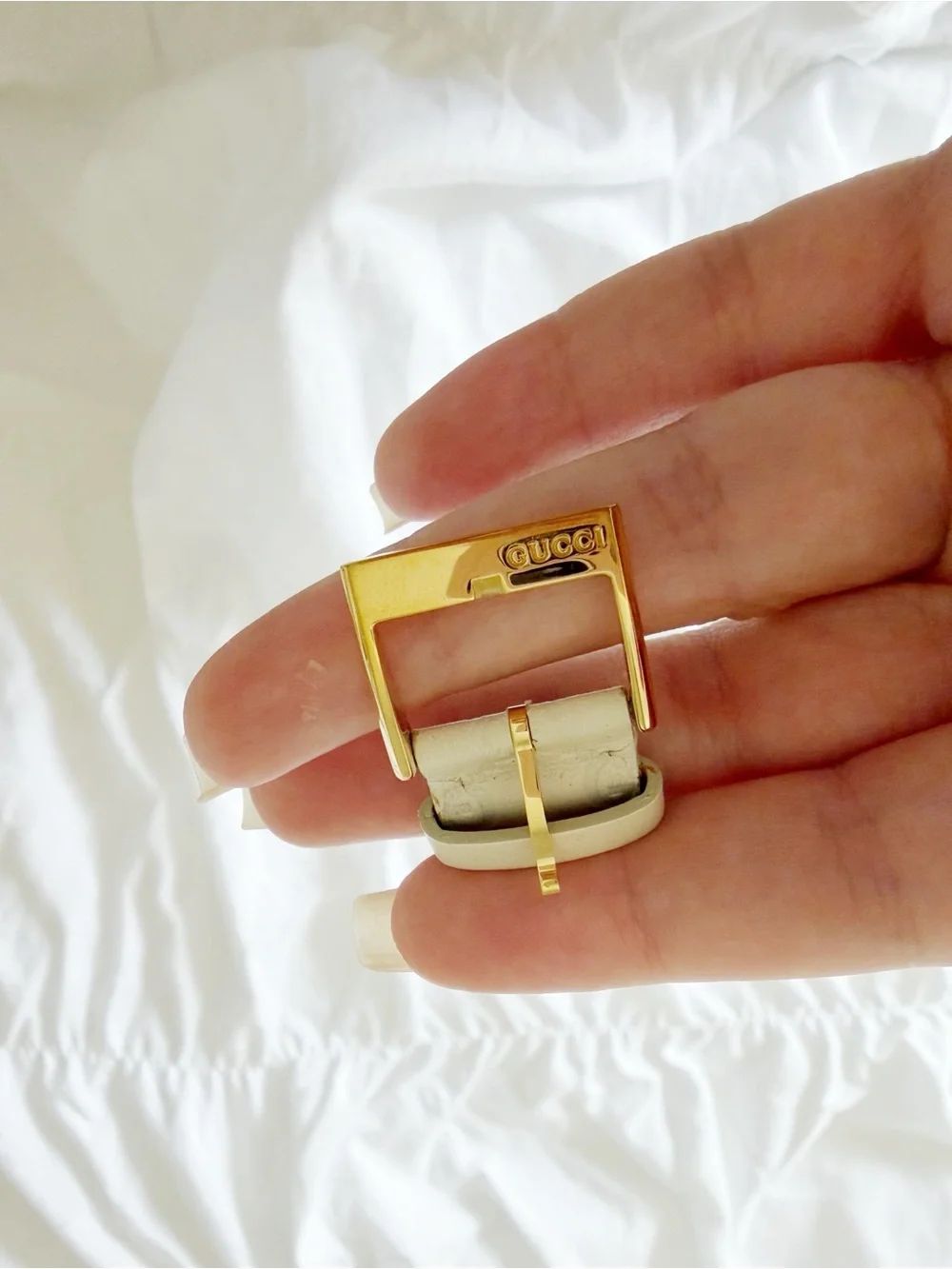 GUCCI G-Timeless 38mm Quartz Watch White Leather